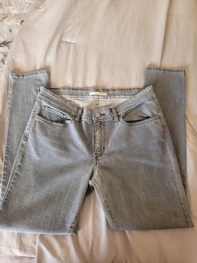 Levi's Women's Skinny Jeans - Light Gray Wash